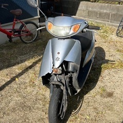 原付 dio af68 銀色の画像