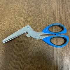 シュレッダー　はさみ