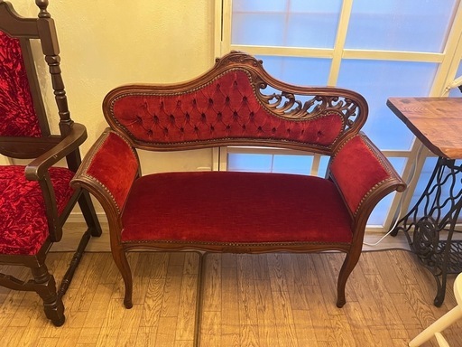 【取引中】アンティークソファー