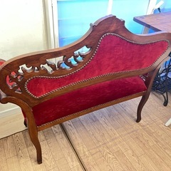 【取引中】アンティークソファーの画像