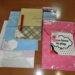 ギフト・プレゼント包装紙類セット　/　未使用品　/　全6種