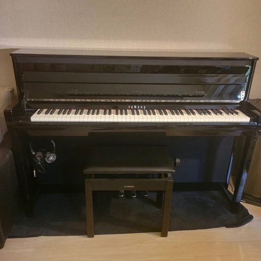 ヤマハ CLP-785PE 黒鏡面艶出し 中古 2020年製 YAMAHA Clavinova
