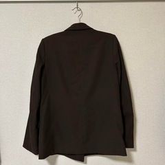 ダークブラウンテーラードジャケットの画像