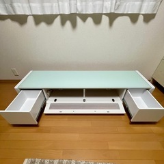 テレビ台の画像