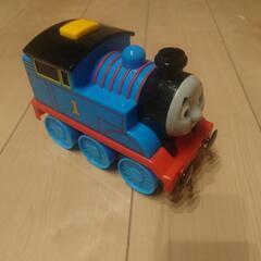トーマス　ぶつかりターン　おもちゃ
