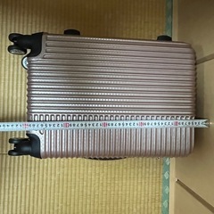 キャリーケース　スーツケース