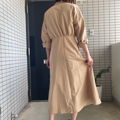 ⭕️ベージュワンピースの画像