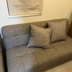受付終了　ニトリ　ソファ　クッション2個付き
