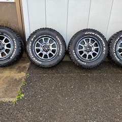ハイエース　オープンカントリー　R16 ナイトロパワーM10　　