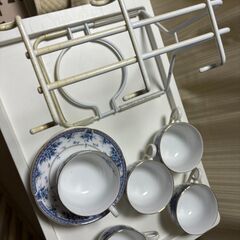 優雅なティーカップ＋土台　セットの画像