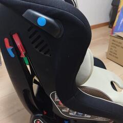 チャイルドシート0歳から18キロ以下までの画像
