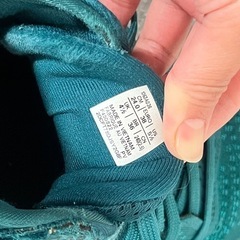 【ASICS】UNPRE ARS LOW ミッドグリーン の画像