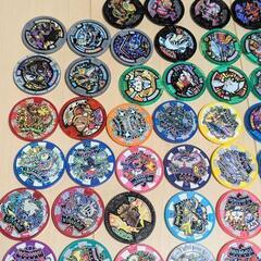 【まとめ売り】BANDAI バンダイ 妖怪ウォッチ 妖怪メダル メダルケース付き 大量の画像
