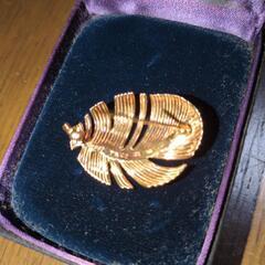 希少 Tiffany&Co ティファニー フェザー 18K ゴールド ブローチの画像