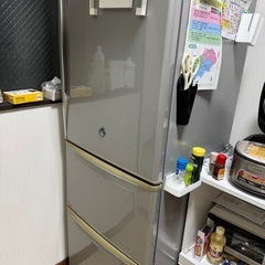 冷蔵庫の画像