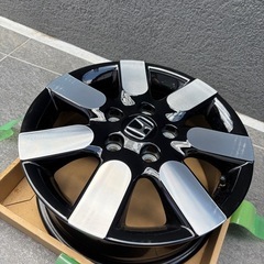 新型フリード 15インチホイール