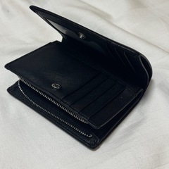 本革 二つ折り財布