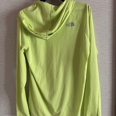 ノースフェイス　ネオンイエロー　の画像
