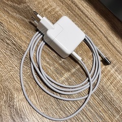 [美品][韓国]MacBook air (M3、2024,15インチ )の画像