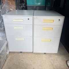３段ワゴン  中古オフィス家具(2個セット)
