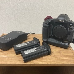 一眼レフカメラCanon EOS-1DS【ジャンク】
