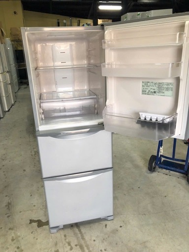 NO B186 ?福岡市内配送設置無料✨?日立 HITACHI 冷蔵庫 まんなか野菜タイプ （265L） 右開き 3ドア ライトシルバ
