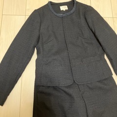 grove ネイビー　パンツスーツ