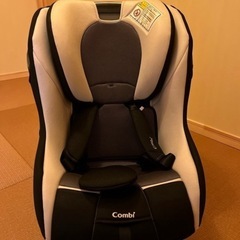combi チャイルドシート