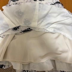 TOCCA 膝丈ワンピース ドレス 白地花柄 サイズ0 ジャガードワンピースの画像