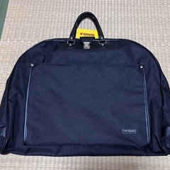 【新宿受渡し】新品 持ち運び スーツカバー ガーメントバッグ　ス...