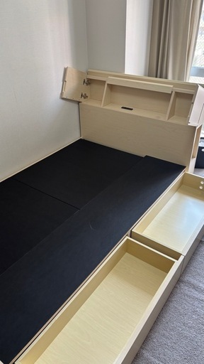 コンセント・収納4個付きセミダブルベッドフレーム