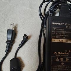 SHARP ACアグプタ EA-RJ1V DC19V、3.16Aの画像