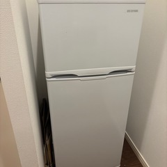 【本日のみ】アイリスオーヤマ冷蔵庫118L RSD-12B-W