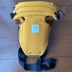 キューズベリー　ZERO 抱っこ紐　マスタード