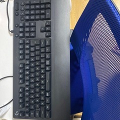 キーボード　モニター　空気清浄機　木製バット　三脚　マイクスタン...