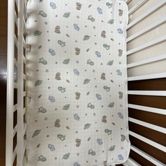 カトージ　ハイタイプ　ベビーベッド　ホワイト　お布団セットの画像