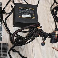 電源ユニット　700w　80PLUS GOLD 