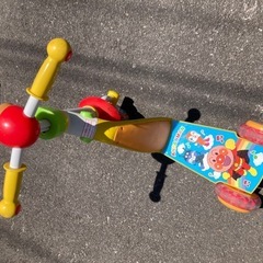 アンパンマンの2wayスクーター キックボードの画像