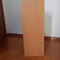 美品　絵本　本棚の画像