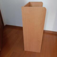 美品　絵本　本棚の画像