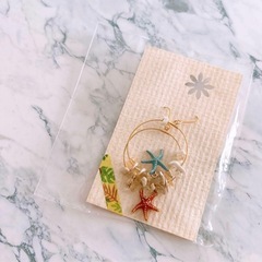 ピアス