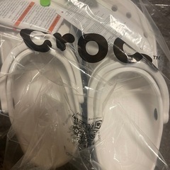 新品クロックスサンダル白色