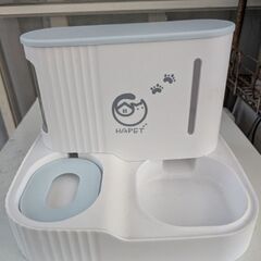 猫の水、餌やり器
