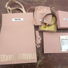 ☆Miumiu ミュウミュウ 5AJB93ハートチャーム ブレス...