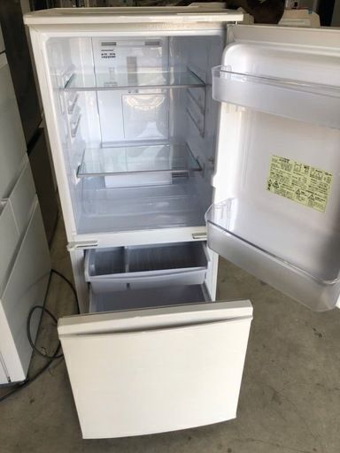 NO B212 ☆格安特価☆福岡市内配送設置無料☆SJ-D14E-W 冷蔵庫