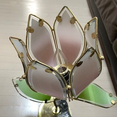 チューリップ型ガラスランプの画像