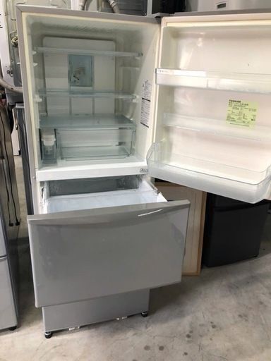NO B187 ☆格安特価☆福岡市内配送設置無料☆TOSHIBA 東芝 3ドア