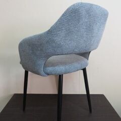 6-2　未使用/新品　在庫４脚　１脚価格　ダイニングチェア 単品 肘付き クッション座面  食卓椅子 ダイニング チェアー シンプル モダン ファブリック レドグレーの画像