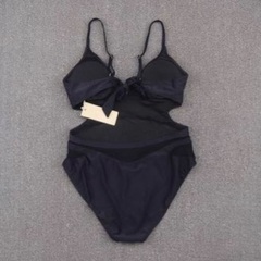 新品未使用　ワンピース　水着　の画像