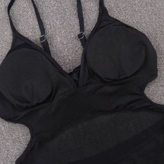 新品未使用　ワンピース　水着　の画像
